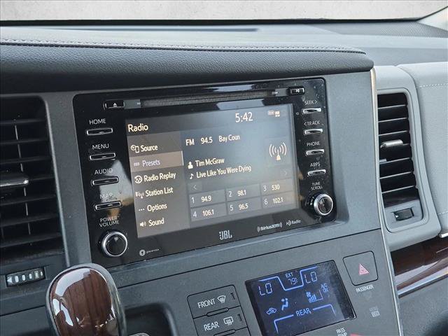 Used 2019 Toyota Sienna Limited Premium FWD image 15