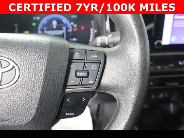 Used 2025 Toyota Camry LE FWD image 24