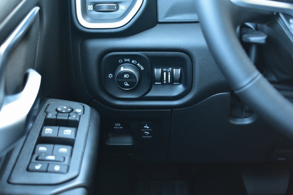 New 2025 RAM 1500 Big Horn image 38