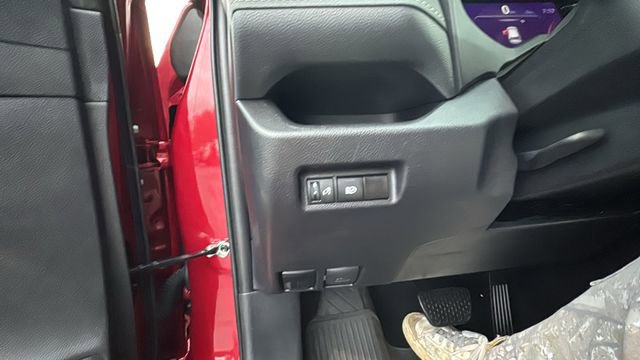 Used 2024 Toyota RAV4 LE image 12