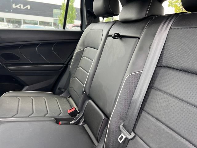 Used 2023 Volkswagen Tiguan SEL R-Line AWD/4WD image 36