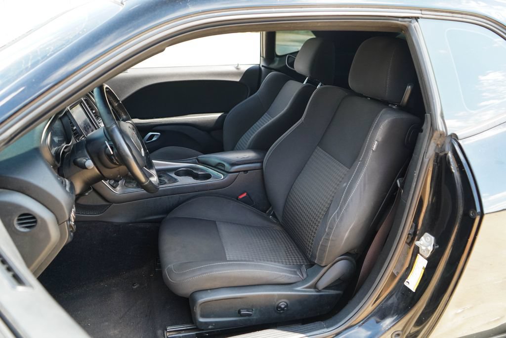 Used 2019 Dodge Challenger R/T w/ Shaker Package RWD image 5