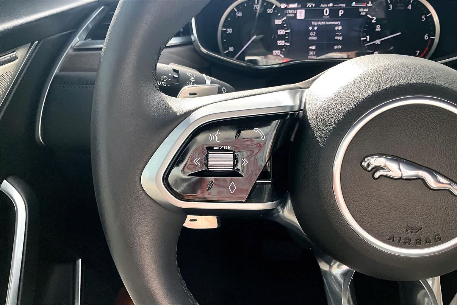 Used 2023 Jaguar F-PACE S AWD/4WD image 22