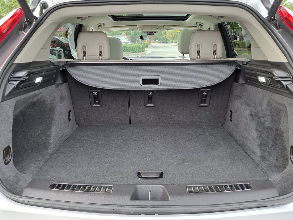 Used 2019 Cadillac XT4 Premium Luxury FWD image 15