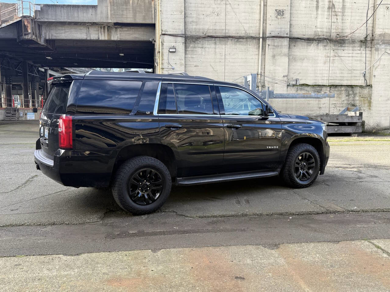 Used 2019 Chevrolet Tahoe LT image 11