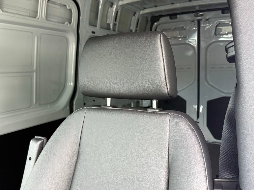 New 2025 Mercedes-Benz Sprinter 2500 image 2