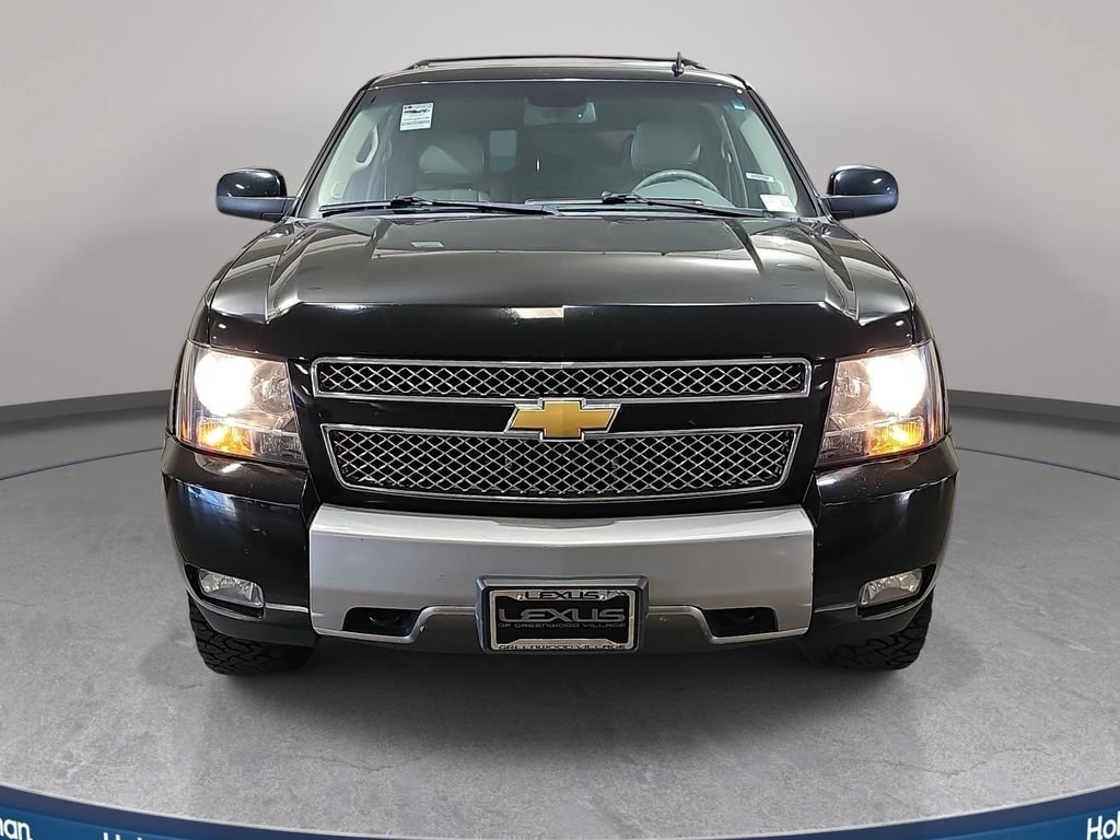 Used 2012 Chevrolet Suburban LT w/ Suspension Package, Off-Road AWD/4WD image 3