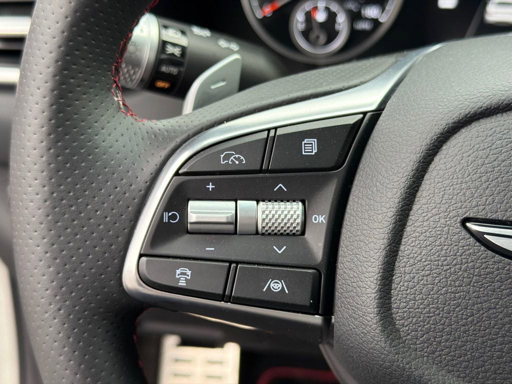 Used 2025 Genesis G70 2.5T w/ Sport Prestige Package image 24