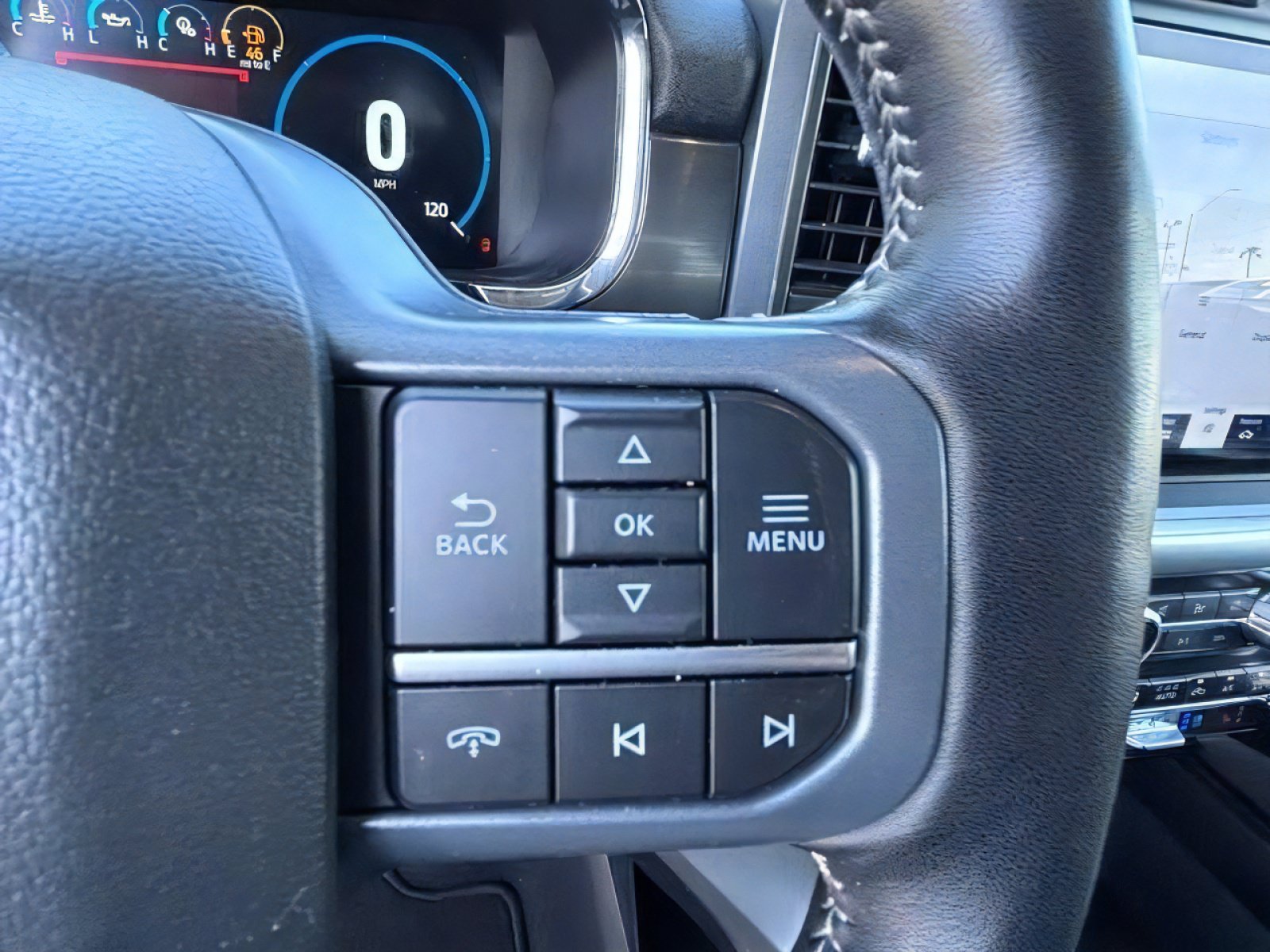 Used 2023 Ford F150 Lariat RWD image 23