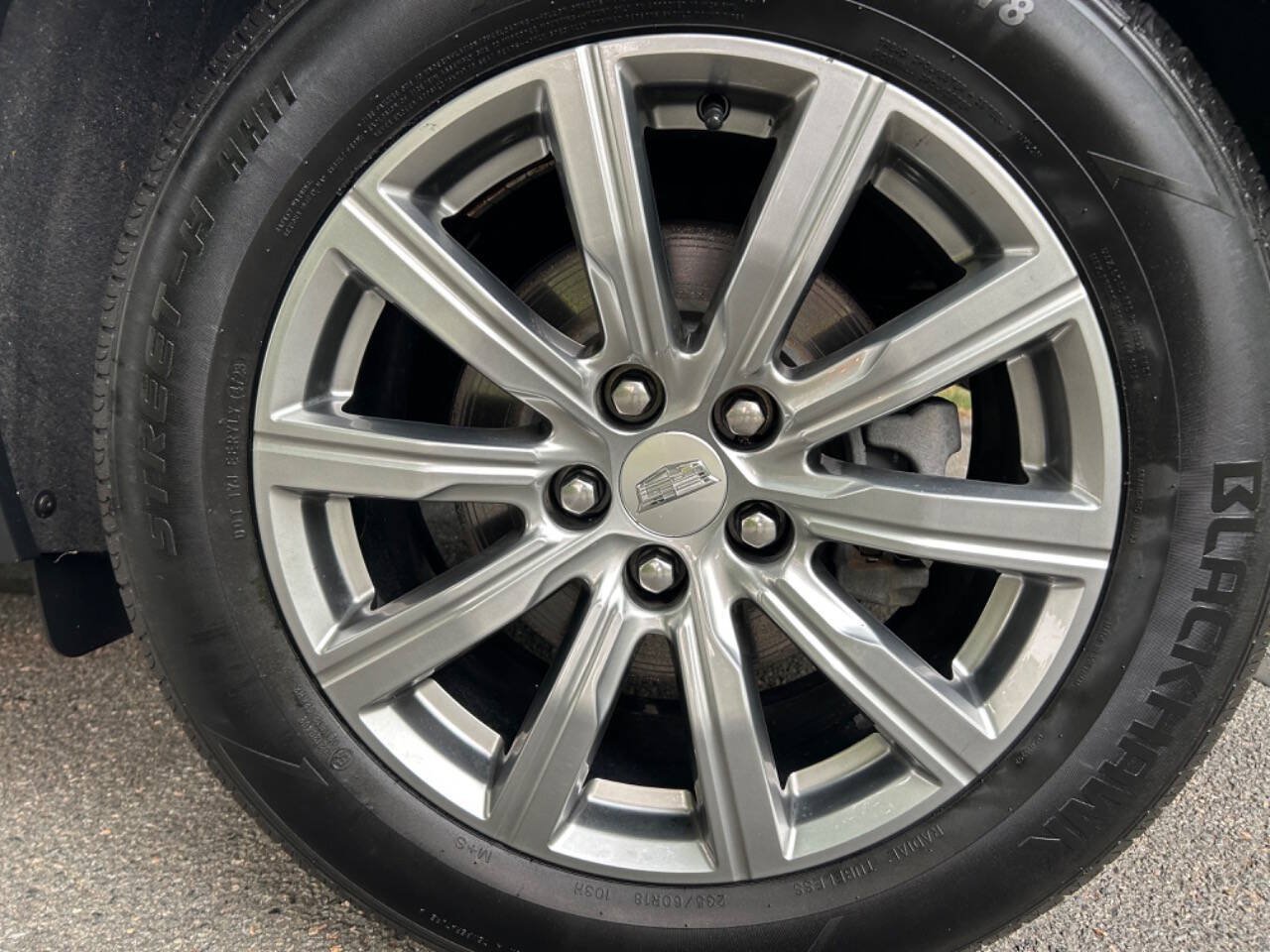 Used 2019 Cadillac XT4 Premium Luxury AWD/4WD image 38