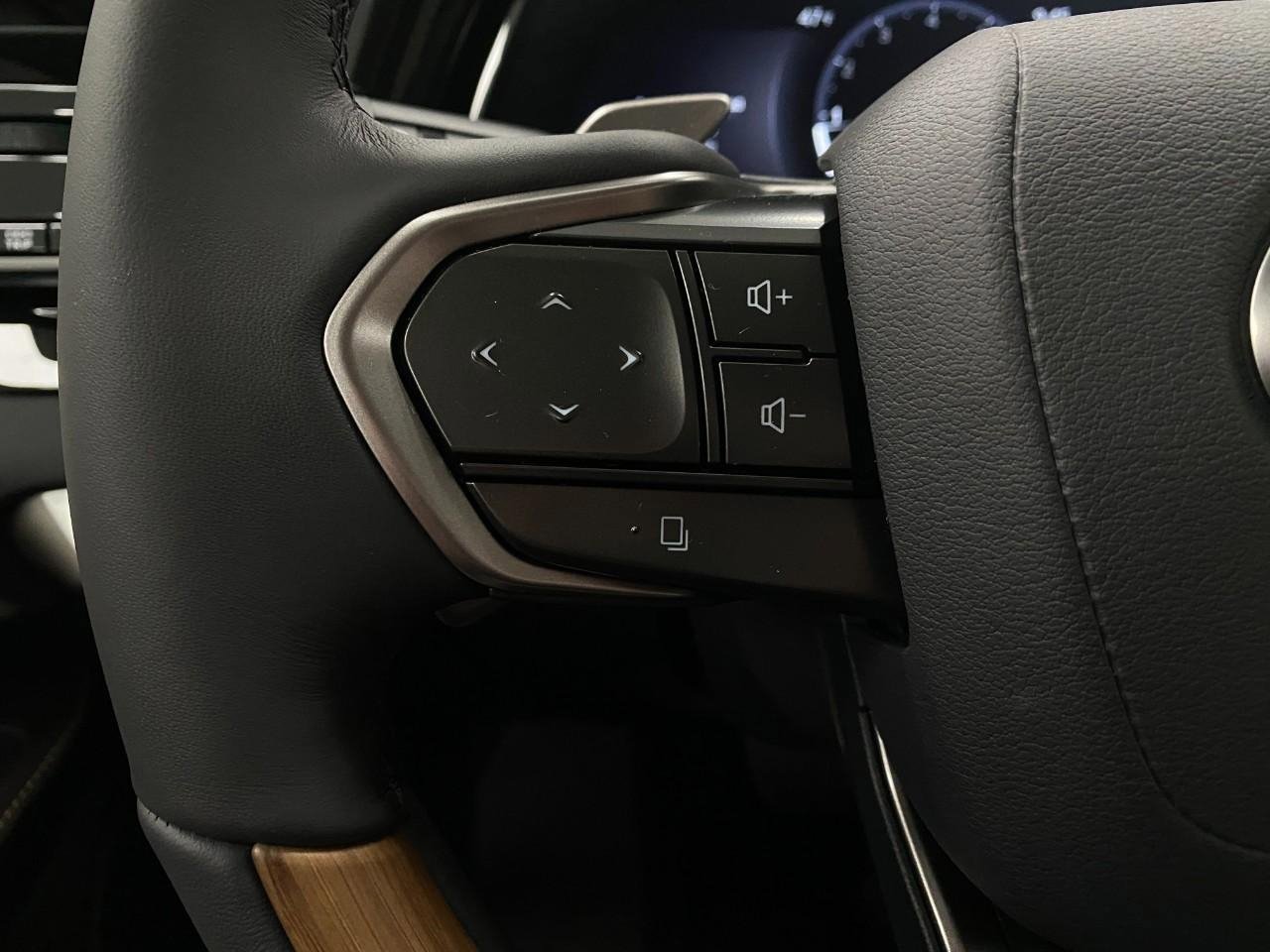 New 2025 Lexus RX 350 AWD image 16