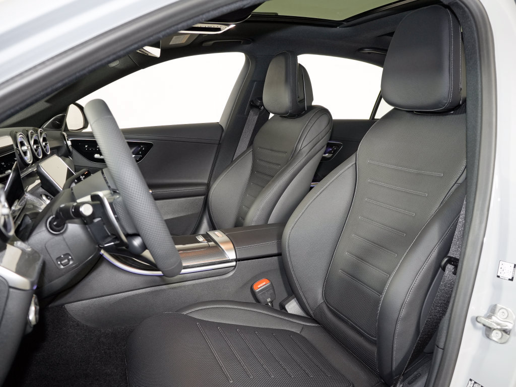 Certified 2026 Mercedes-Benz C 43 AMG 4MATIC Sedan image 10