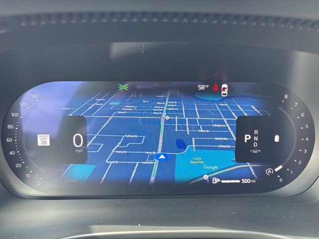 Used 2025 Volvo XC40 B5 Core image 24