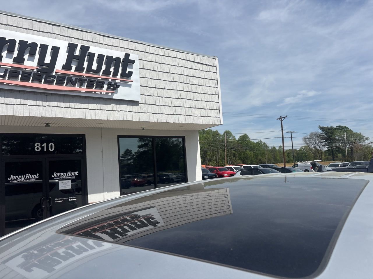 Used 2024 Chrysler Pacifica Limited image 12