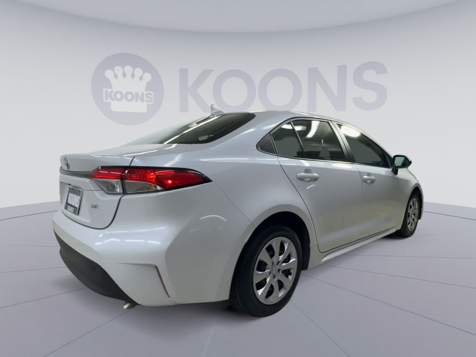 Used 2024 Toyota Corolla LE FWD image 11