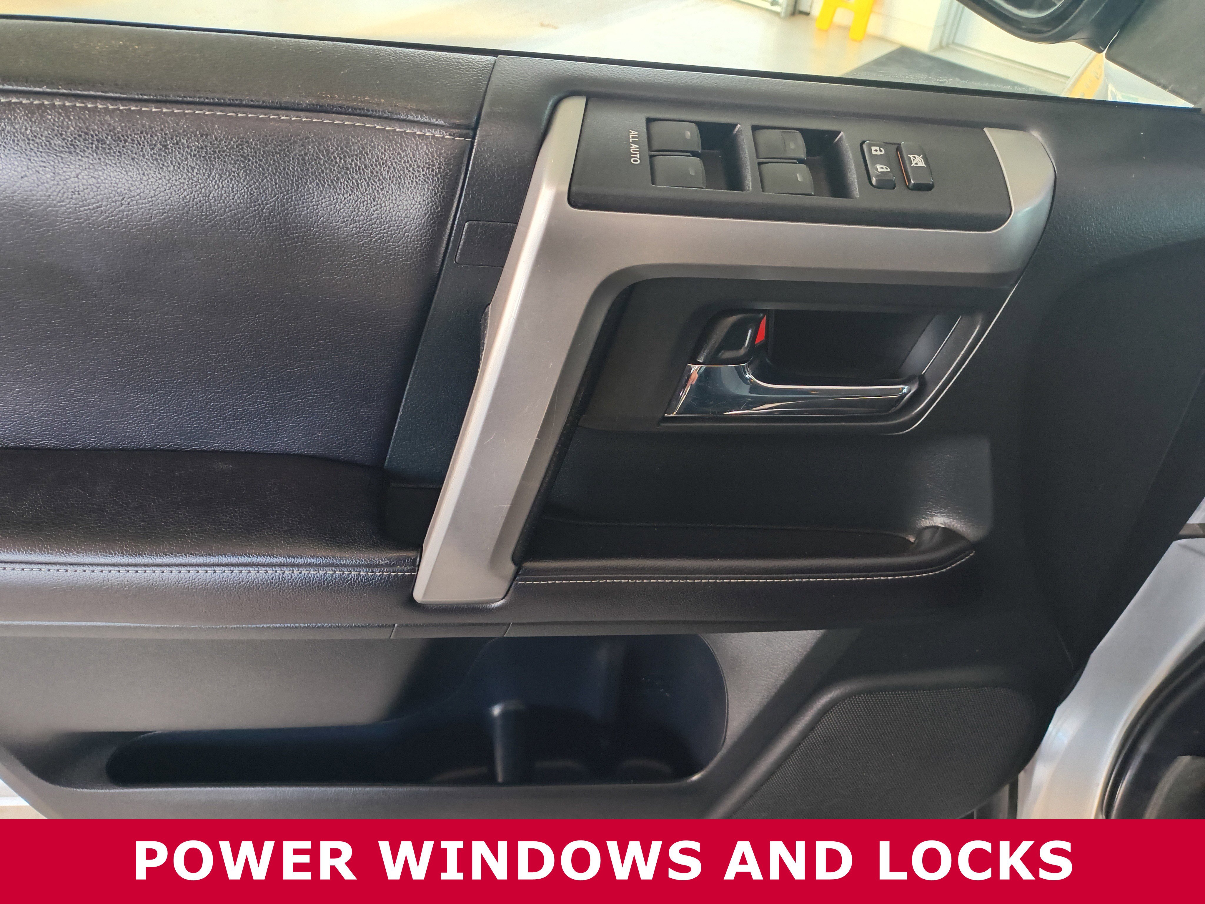 Used 2016 Toyota 4Runner SR5 image 9