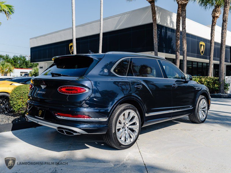 Used 2026 Bentley Bentayga Extended Wheelbase AWD/4WD image 6