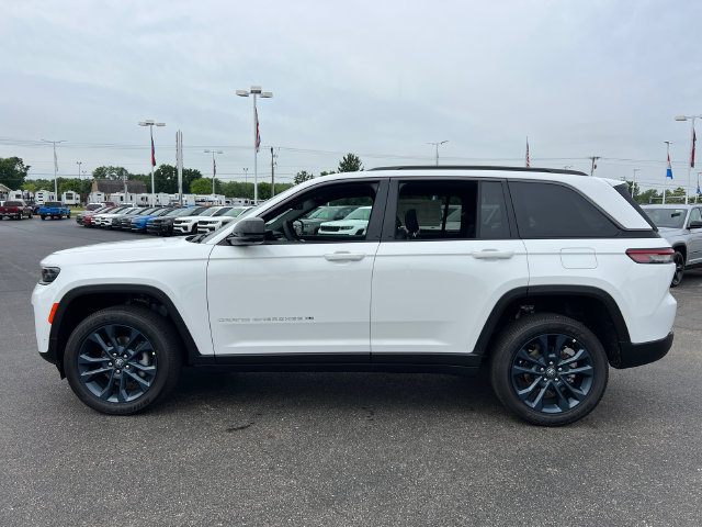 New 2026 Jeep Grand Cherokee Limited AWD/4WD image 4