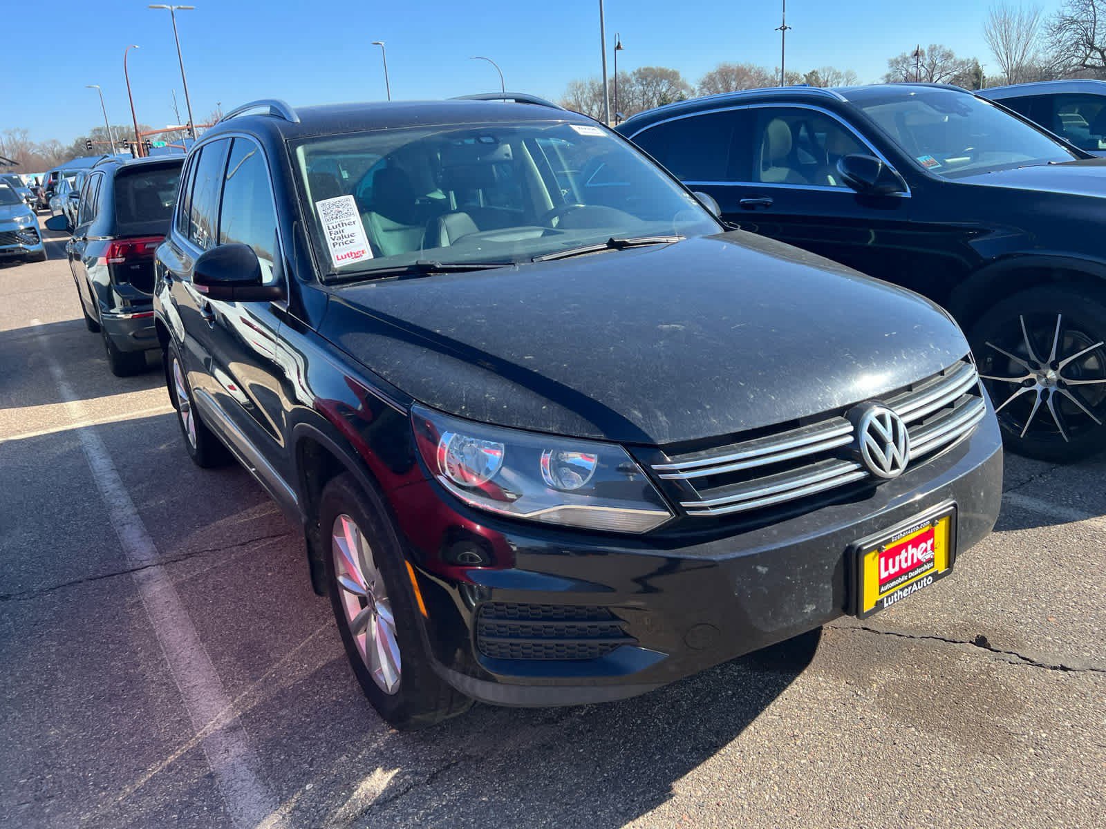 Used 2017 Volkswagen Tiguan Wolfsburg Edition image 3