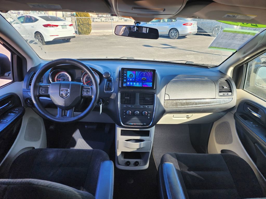 Used 2015 Dodge Grand Caravan American Value Package FWD image 10