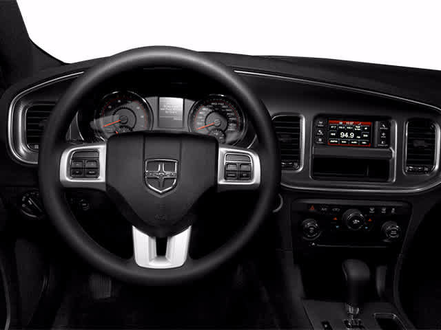 Used 2013 Dodge Charger SE RWD image 9