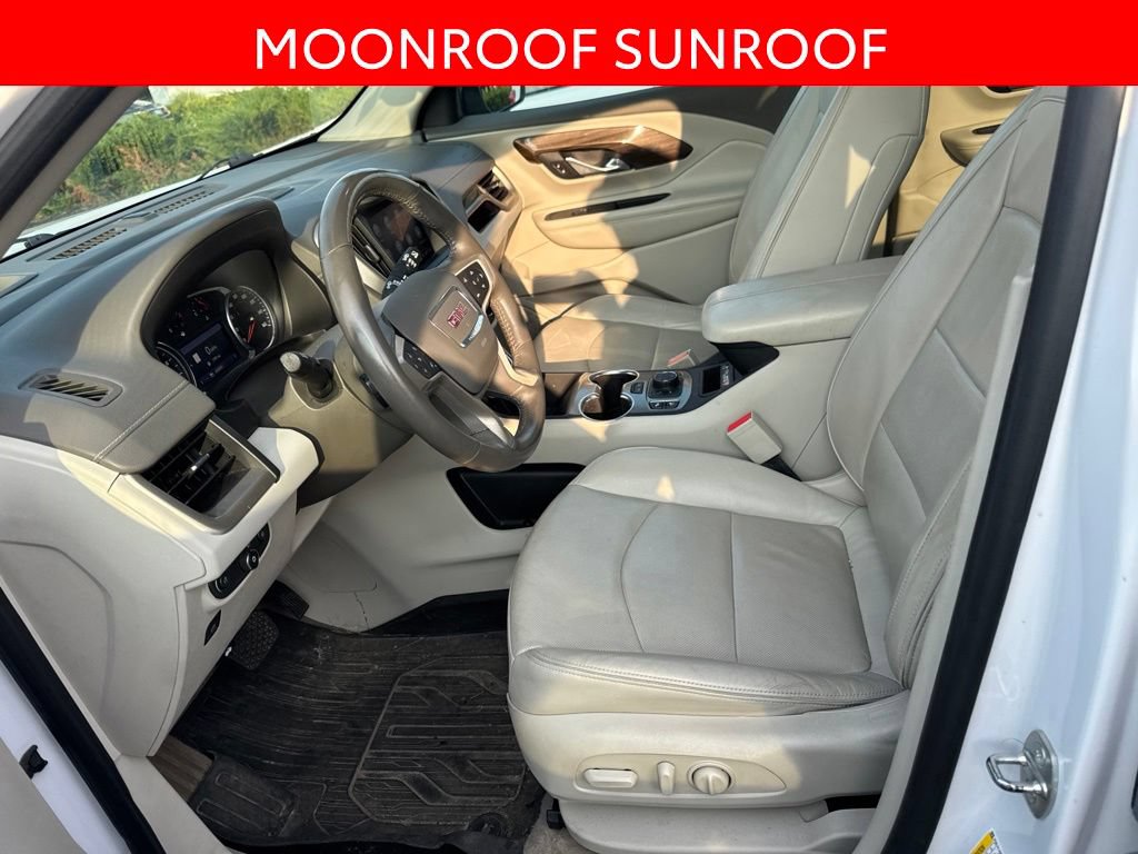 Used 2020 GMC Terrain Denali w/ Denali Premium Package AWD/4WD image 5