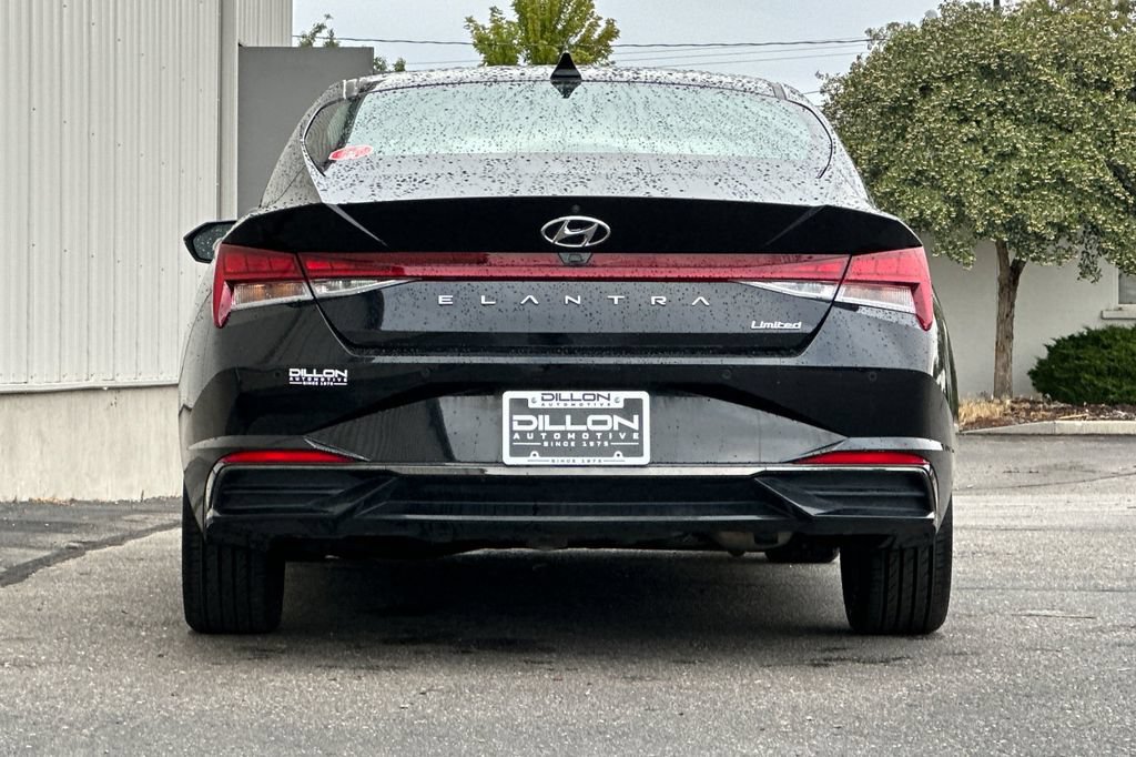 Used 2023 Hyundai Elantra Limited FWD image 8