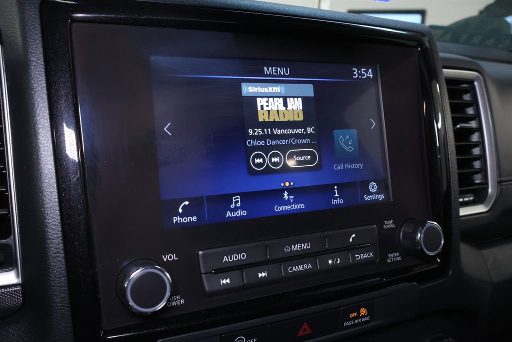 Used 2023 Nissan Frontier SV image 25