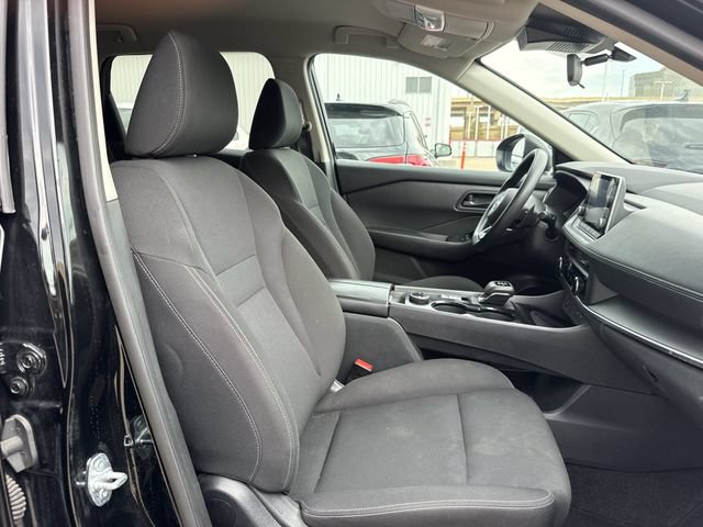 Used 2024 Nissan Rogue S AWD/4WD image 27
