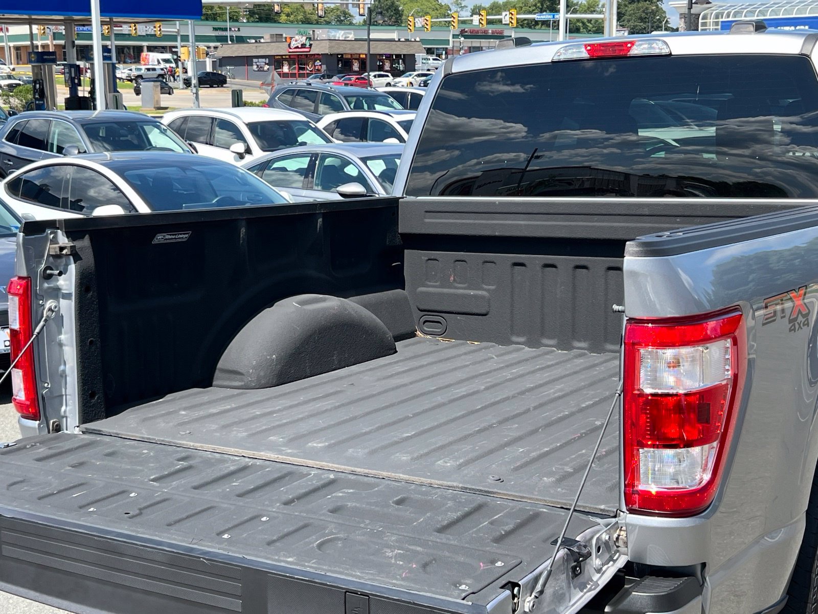 Used 2023 Ford F150 XL w/ STX Appearance Package AWD/4WD image 28