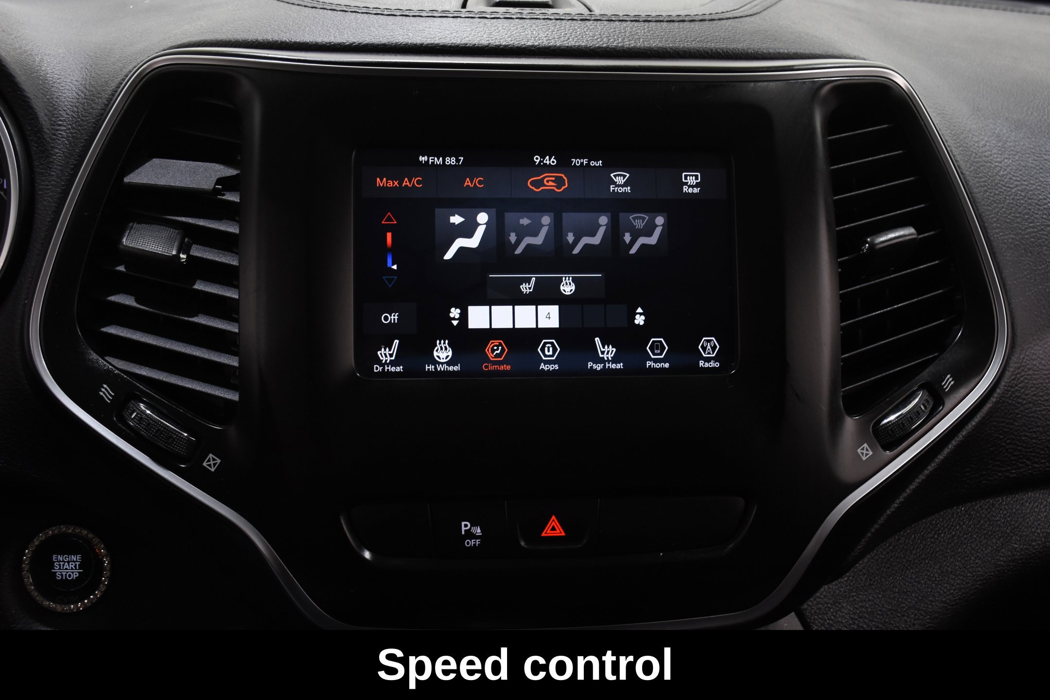 Used 2019 Jeep Cherokee Latitude Plus w/ Cold Weather Group AWD/4WD image 20