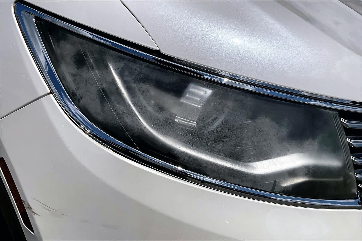 Used 2016 Lincoln MKX Reserve FWD image 27
