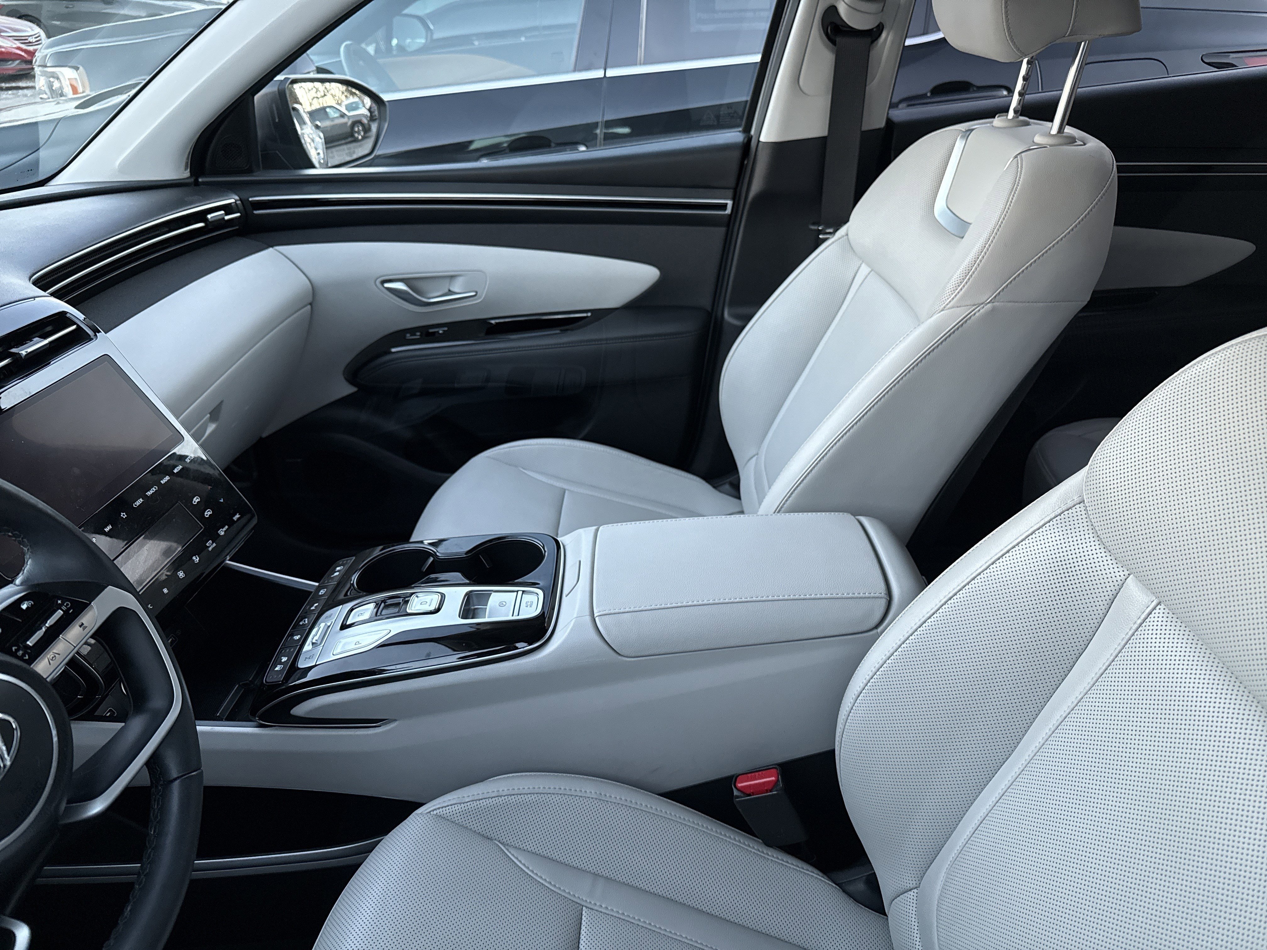 Certified 2024 Hyundai Tucson Limited image 6