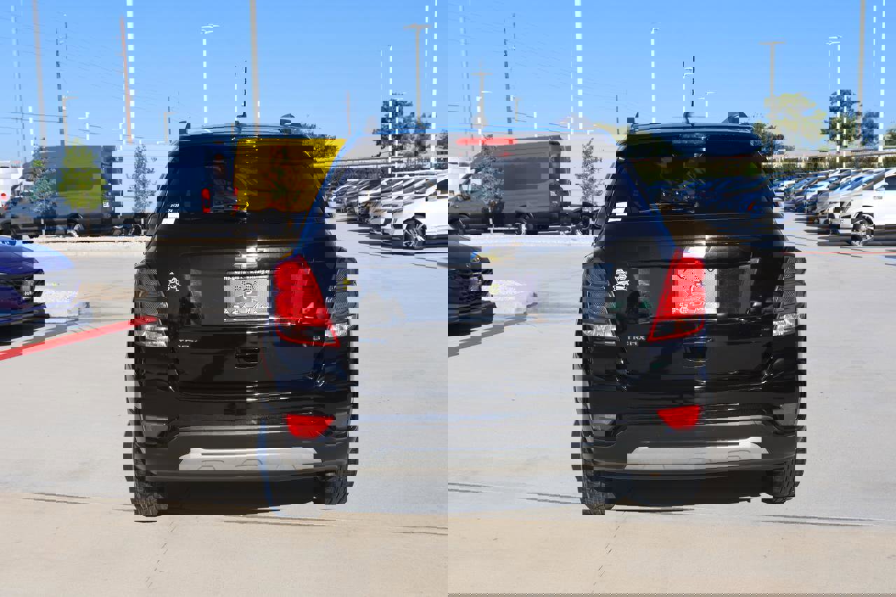 Used 2020 Chevrolet Trax LT image 4