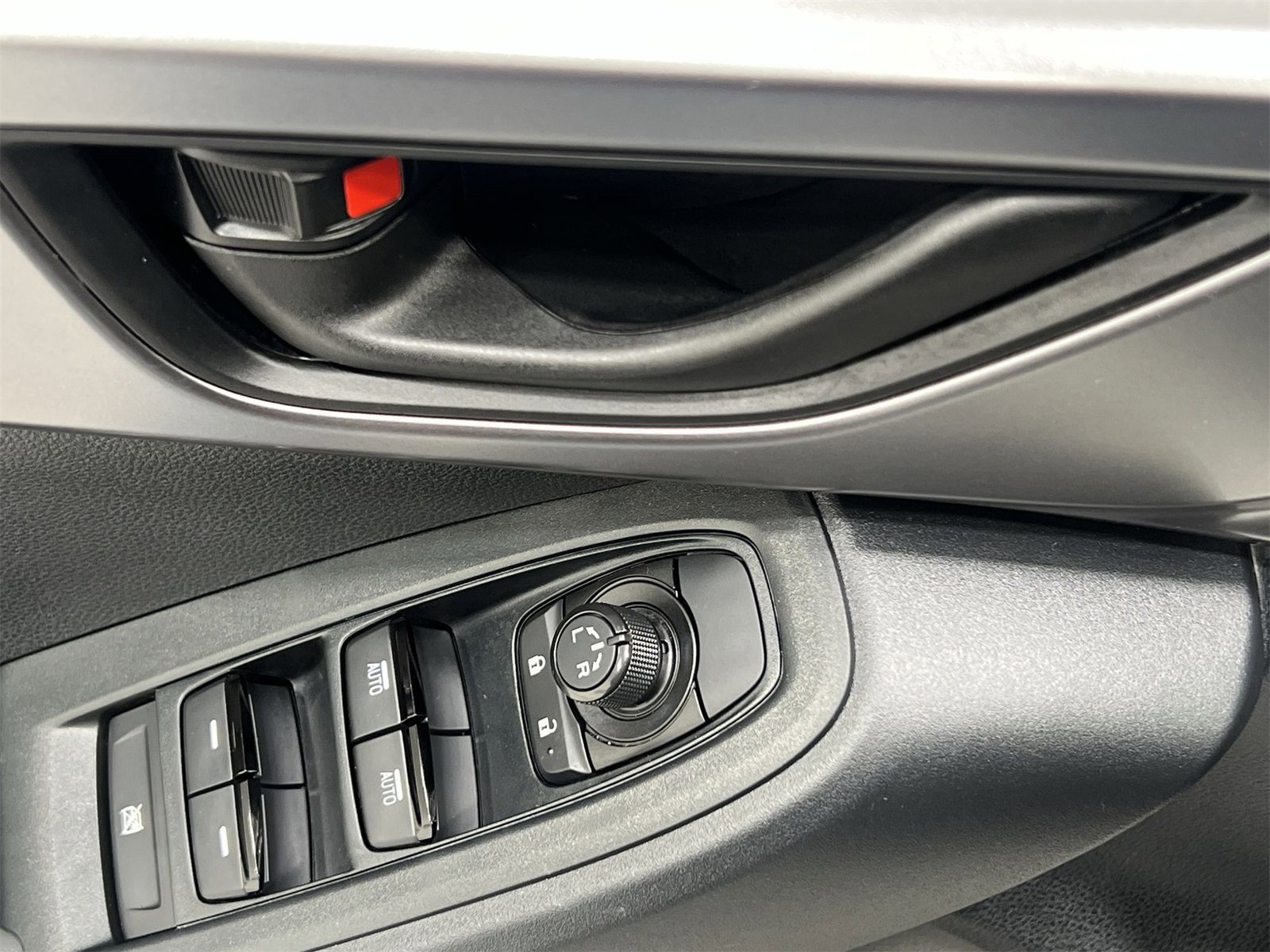 Certified 2024 Subaru Impreza 2.0i image 13