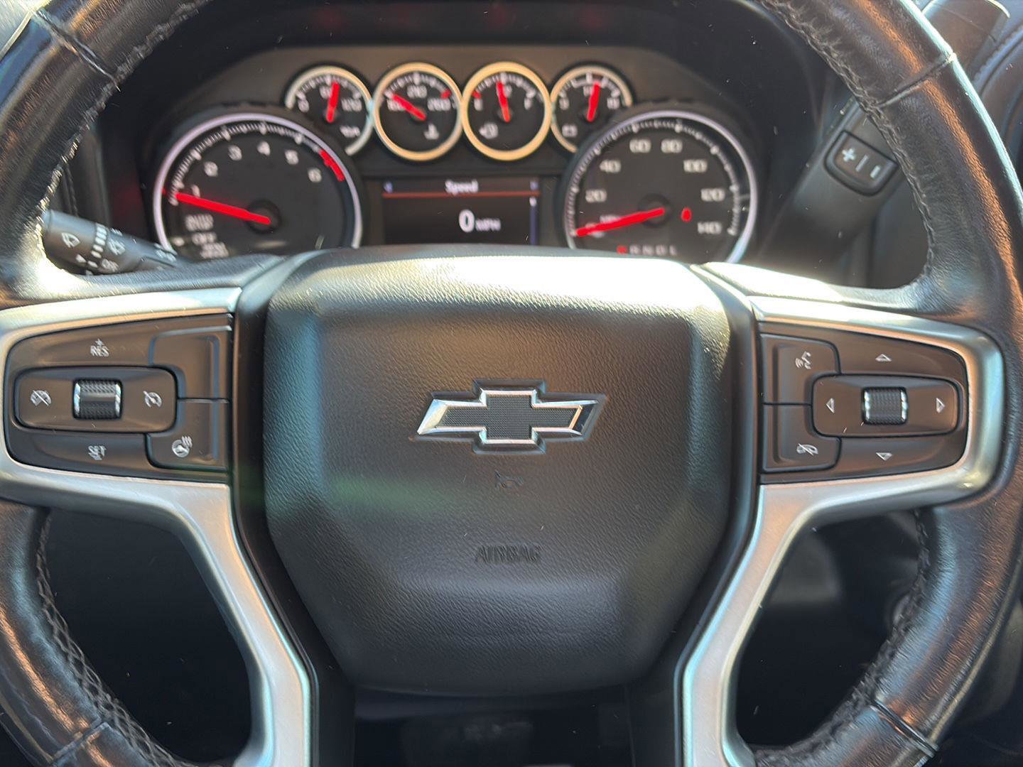 Used 2020 Chevrolet Silverado 1500 LT Trail Boss image 30