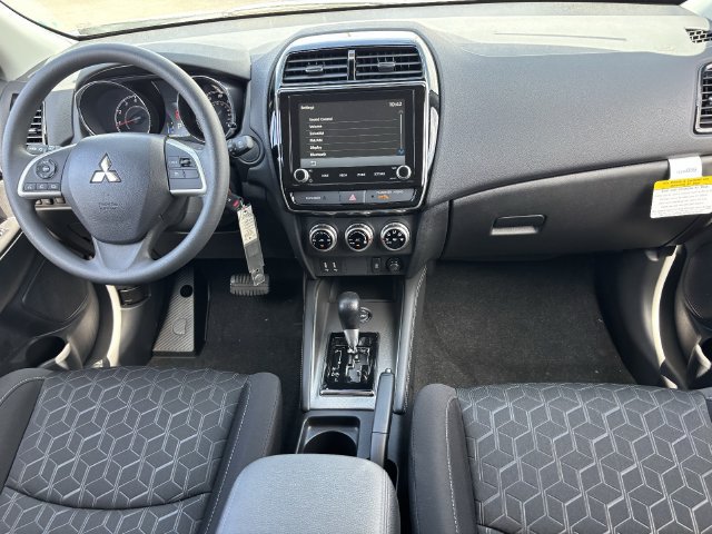 New 2027 Mitsubishi Outlander Sport ES AWD/4WD image 11
