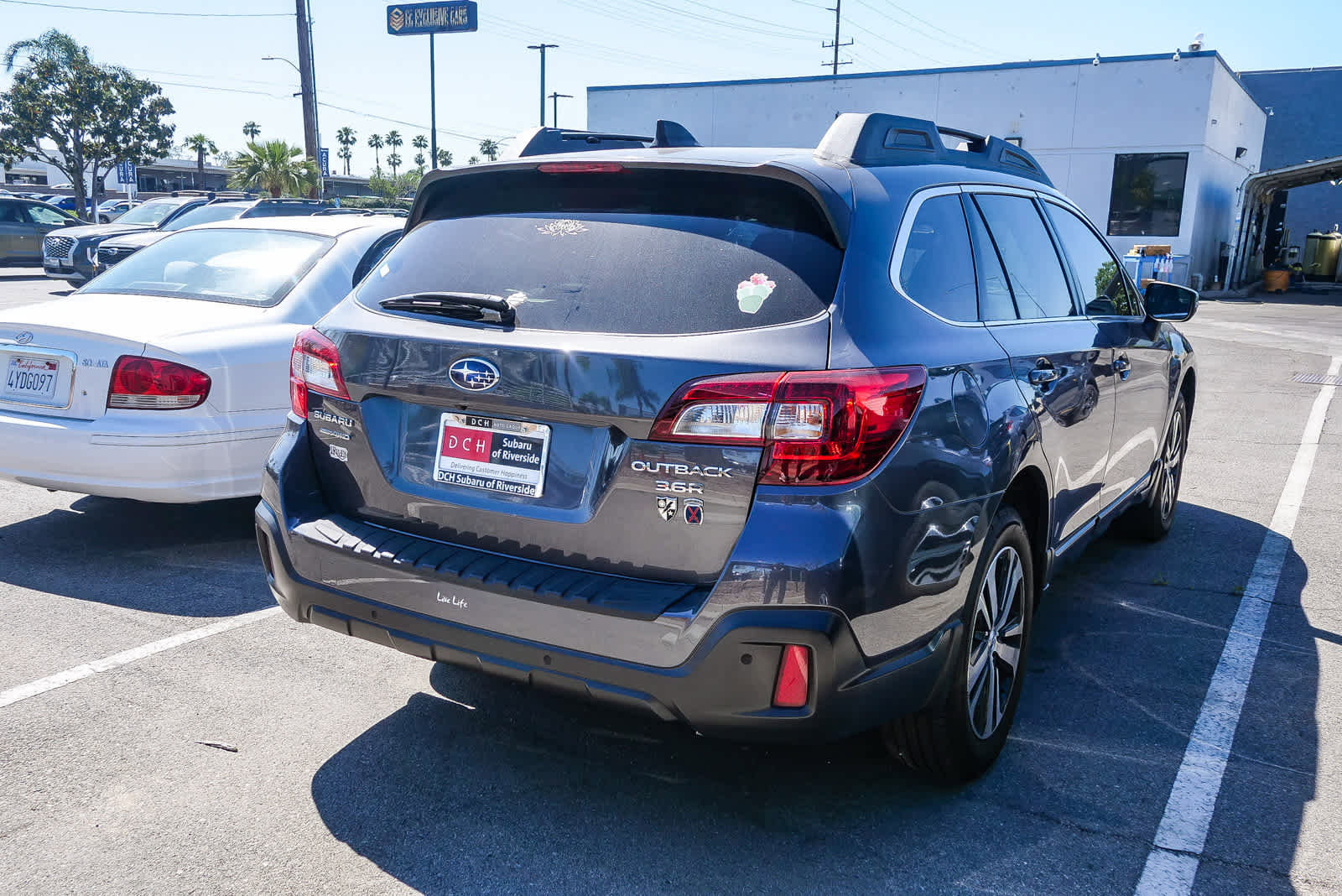 Used 2018 Subaru Outback 3.6R Limited image 13