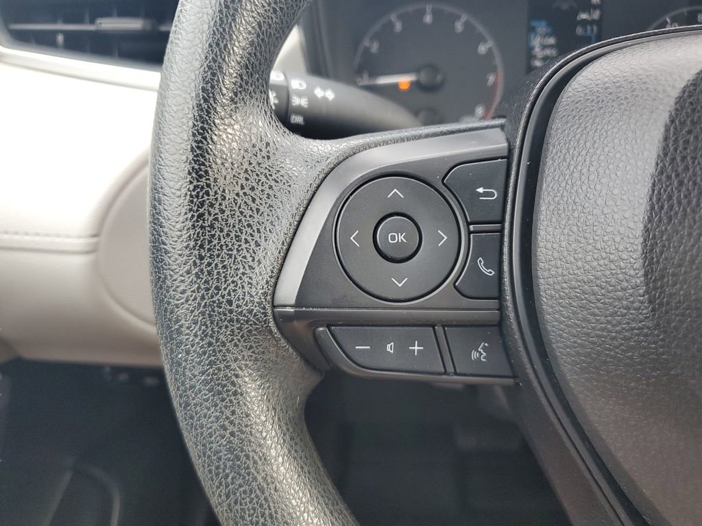 Used 2023 Toyota Corolla Cross L AWD/4WD image 19