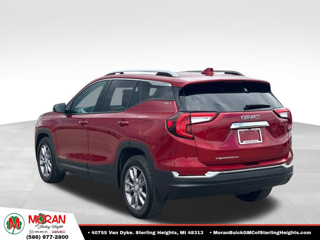 Certified 2023 GMC Terrain SLT FWD image 3