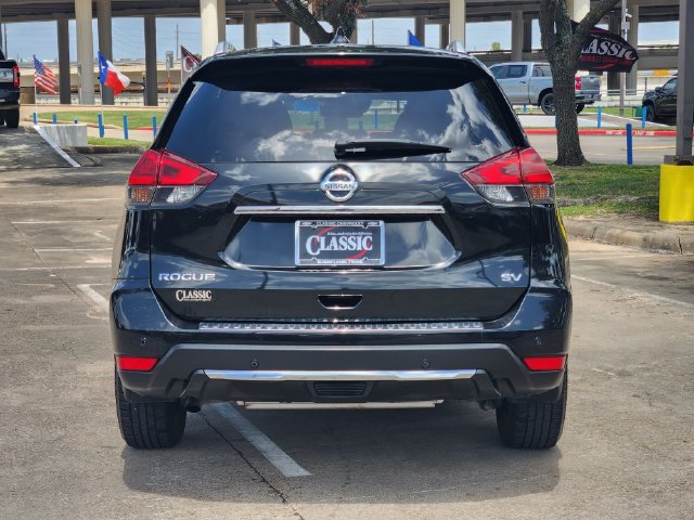 Used 2019 Nissan Rogue SV w/ Premium Package FWD image 6