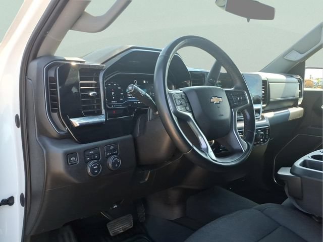 Used 2023 Chevrolet Silverado 1500 LT w/ Protection Package AWD/4WD image 13