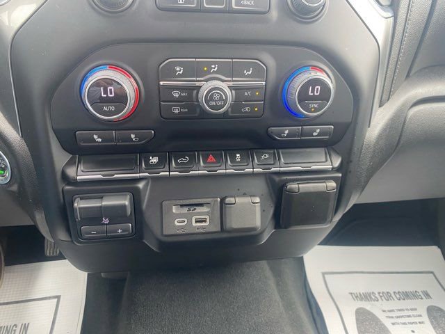 Used 2022 Chevrolet Silverado 2500 LT w/ Convenience Package image 15