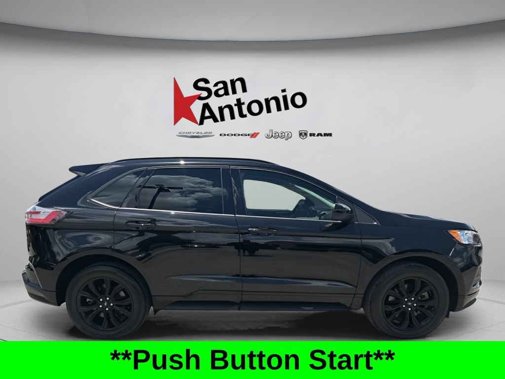Used 2024 Ford Edge SE w/ Black Appearance Package AWD/4WD image 16