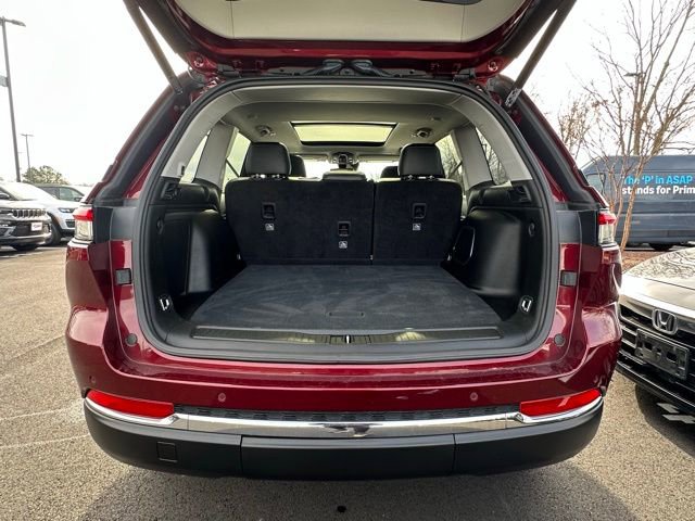 Used 2022 Jeep Grand Cherokee Limited 4xe image 14