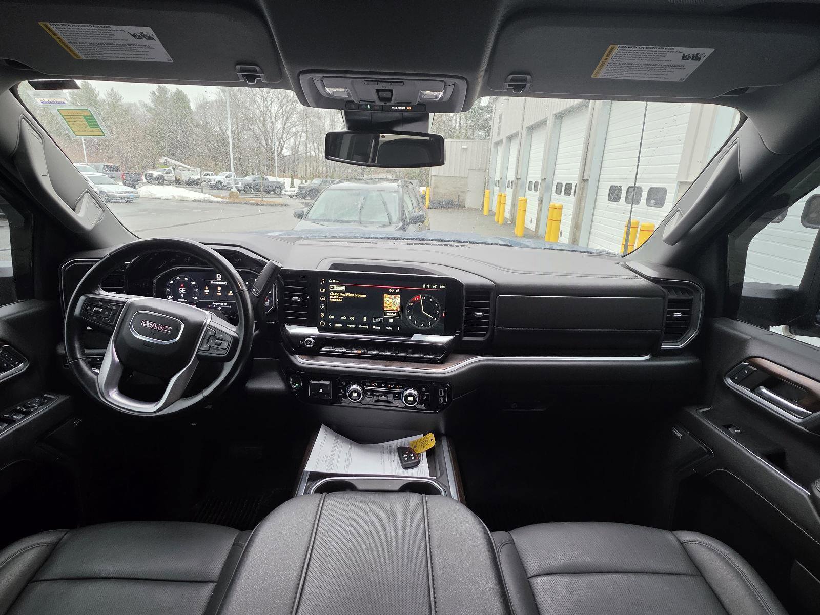 Used 2024 GMC Sierra 2500 SLT w/ SLT Convenience Package image 19