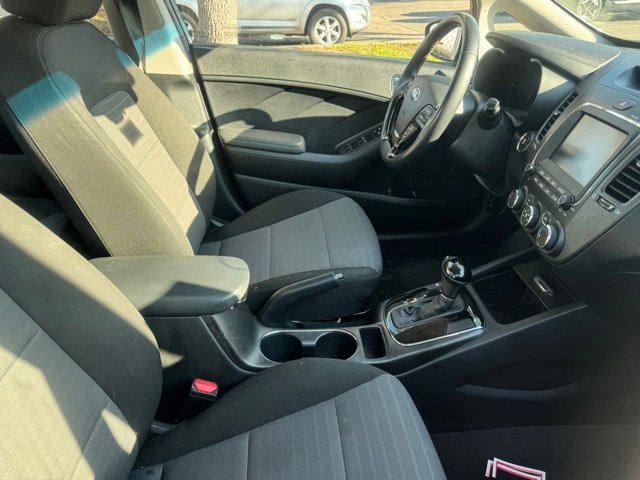 Certified 2018 Kia Forte S w/ S Technology Package image 10