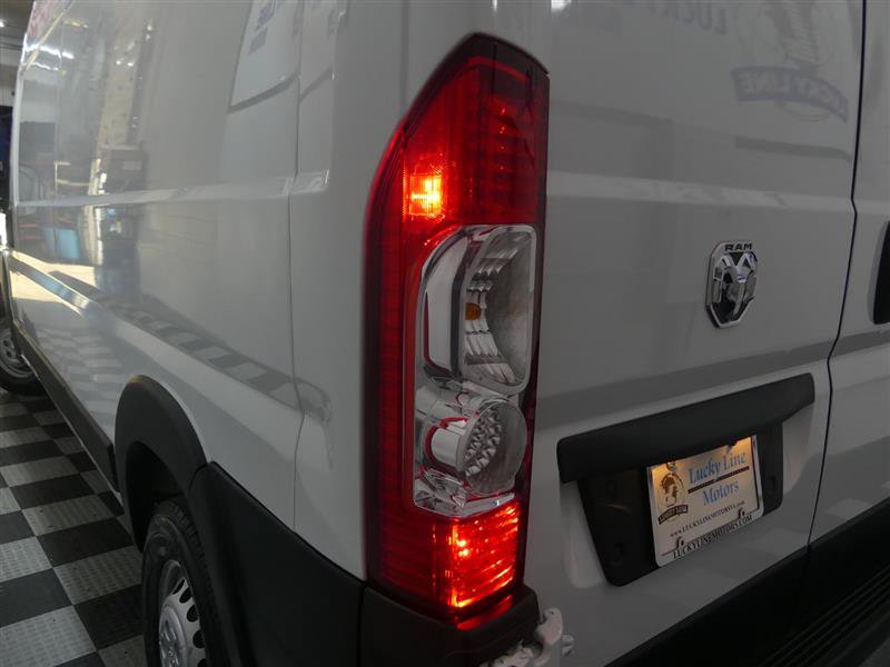 Used 2025 RAM ProMaster 2500 w/ Convenience Group FWD image 11