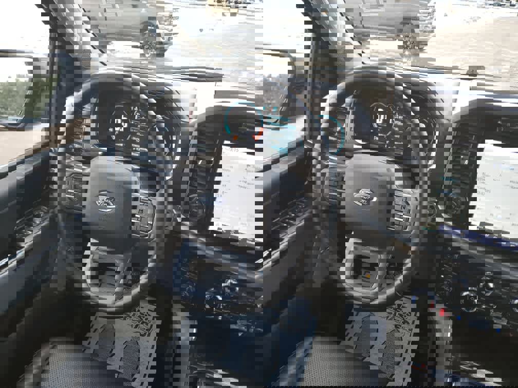 Used 2023 Ford F150 Lariat w/ Equipment Group 502A High image 17