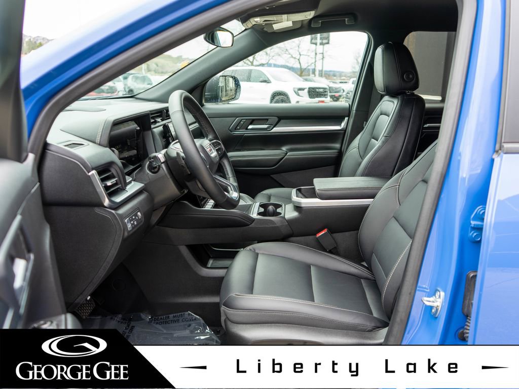 Used 2026 GMC Terrain Elevation w/ Elevation Premium Package image 11